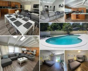 Luxurious Spacious Modern House w/ AC + Pool